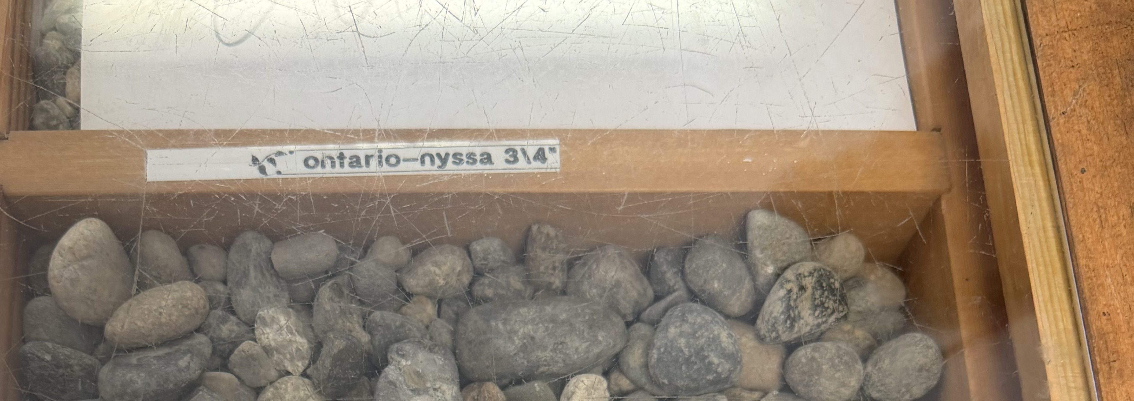 3/4 inch round rock material sample